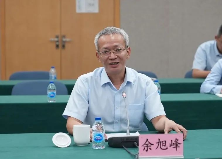 0824_093351_290.jpg 0824_093351_290.jpg