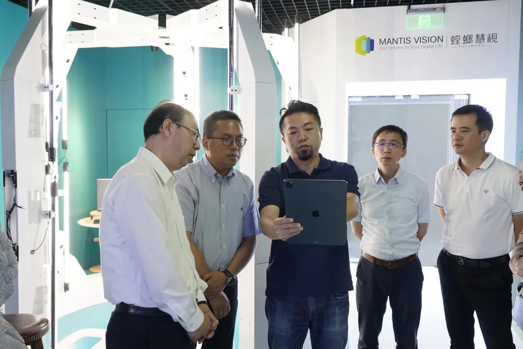 0825_085527_441.jpg 0825_085527_441.jpg