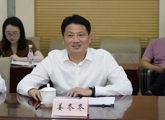 0825_085602_138.jpg 0825_085602_138.jpg