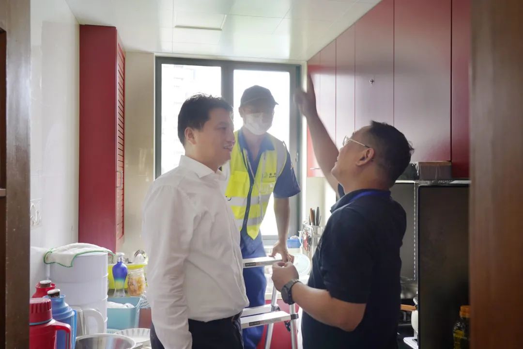 0918_090827_285.jpg 0918_090827_285.jpg