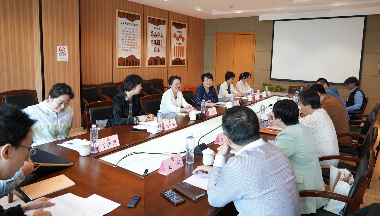 1012_092933_982.jpg 1012_092933_982.jpg