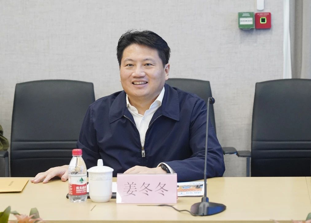 1024_093301_526.jpg 1024_093301_526.jpg