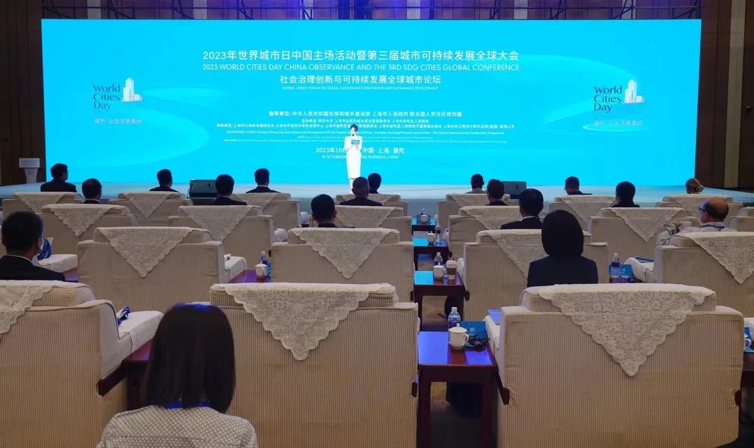 1031_100518_616.jpg 1031_100518_616.jpg