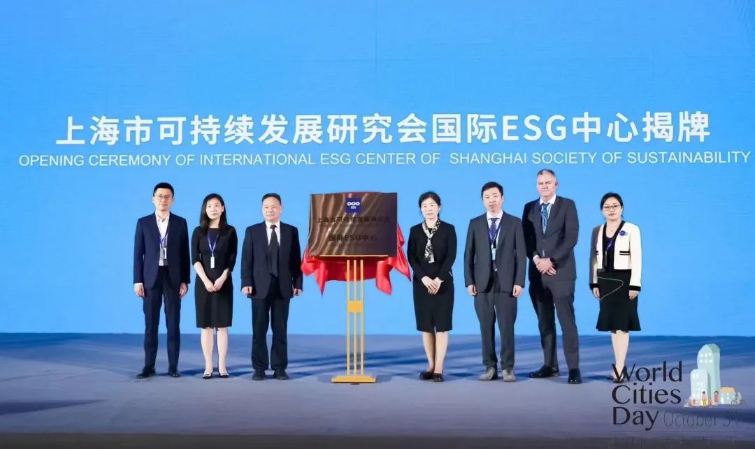 1031_101024_720.jpg 1031_101024_720.jpg