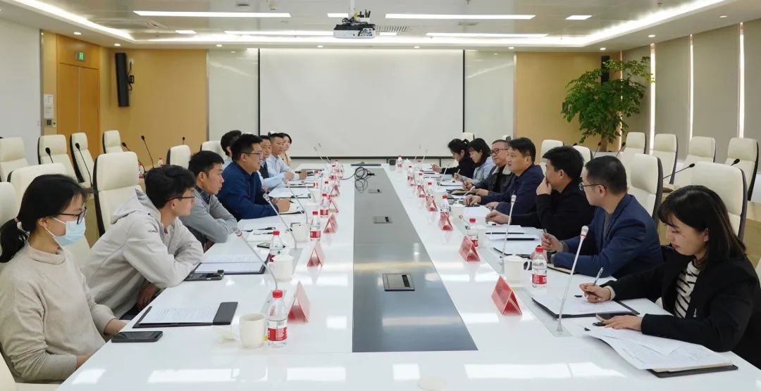 1128_083541_213.jpg 1128_083541_213.jpg