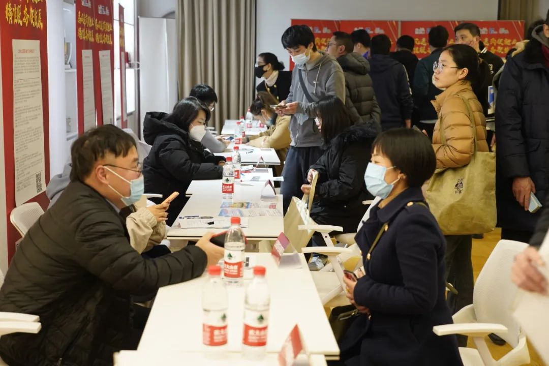 0103_090358_875.jpg 0103_090358_875.jpg