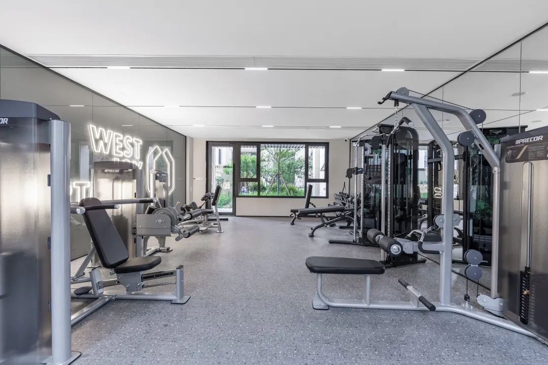 0227_080650_519.jpg 0227_080650_519.jpg