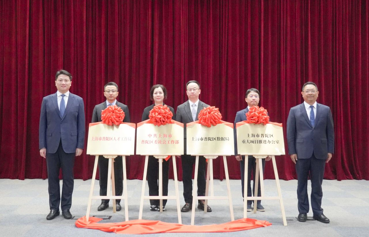 0423_082146_707.jpg 0423_082146_707.jpg