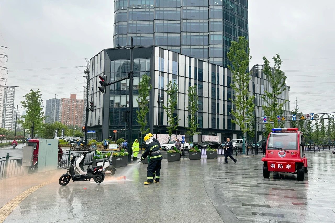 0513_083123_608.jpg 0513_083123_608.jpg