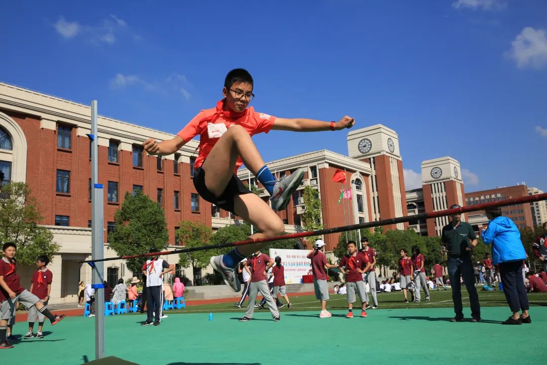 0604_085939_565.jpg 0604_085939_565.jpg