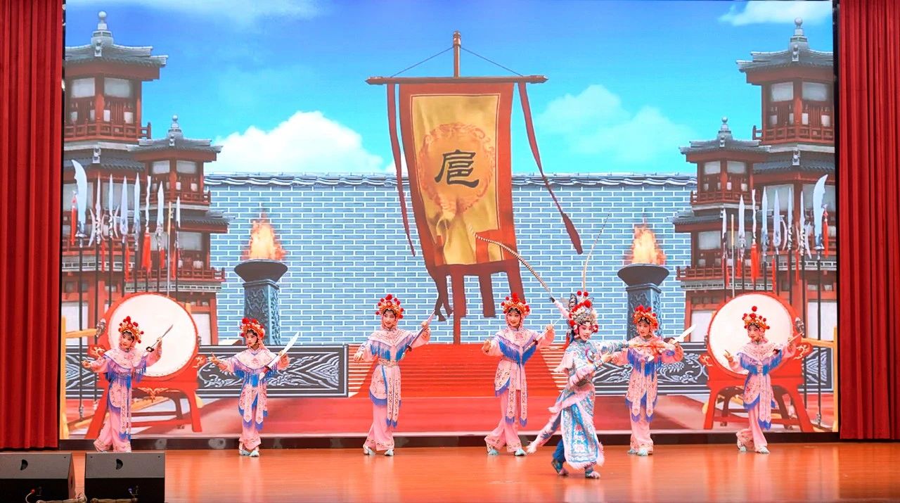 0709_153958_811.jpg 0709_153958_811.jpg