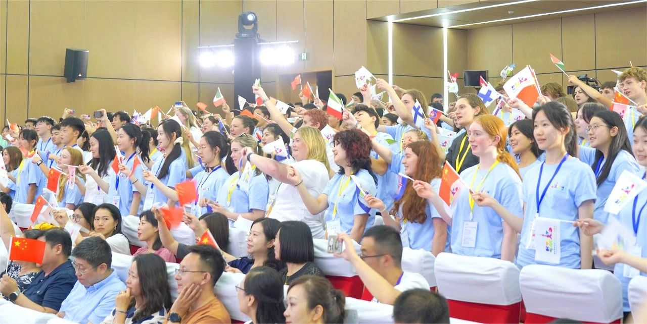 0709_154120_388.jpg 0709_154120_388.jpg