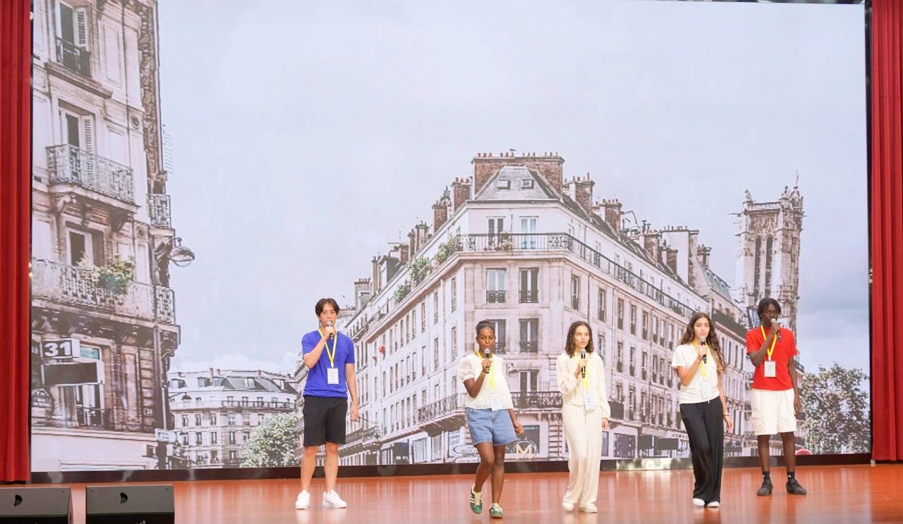 0709_154034_645.jpg 0709_154034_645.jpg