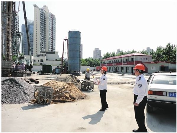 141557152xne.jpg figure_0253_0228.jpg