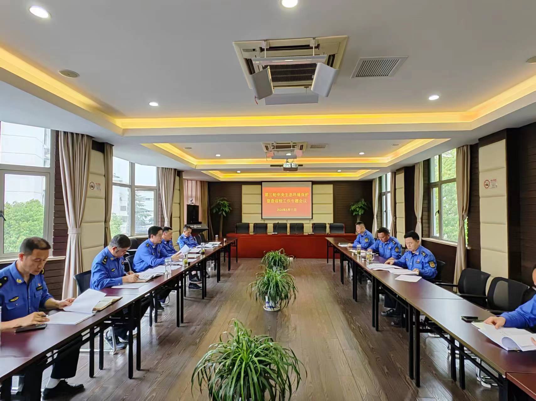 0513_102827_599.jpg 0513_102827_599.jpg