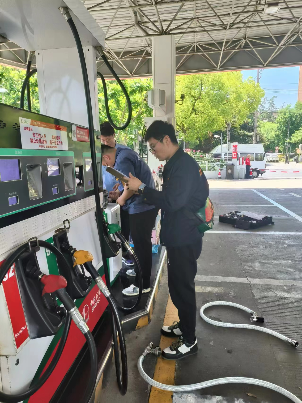 0528_133914_274.jpg 0528_133914_274.jpg