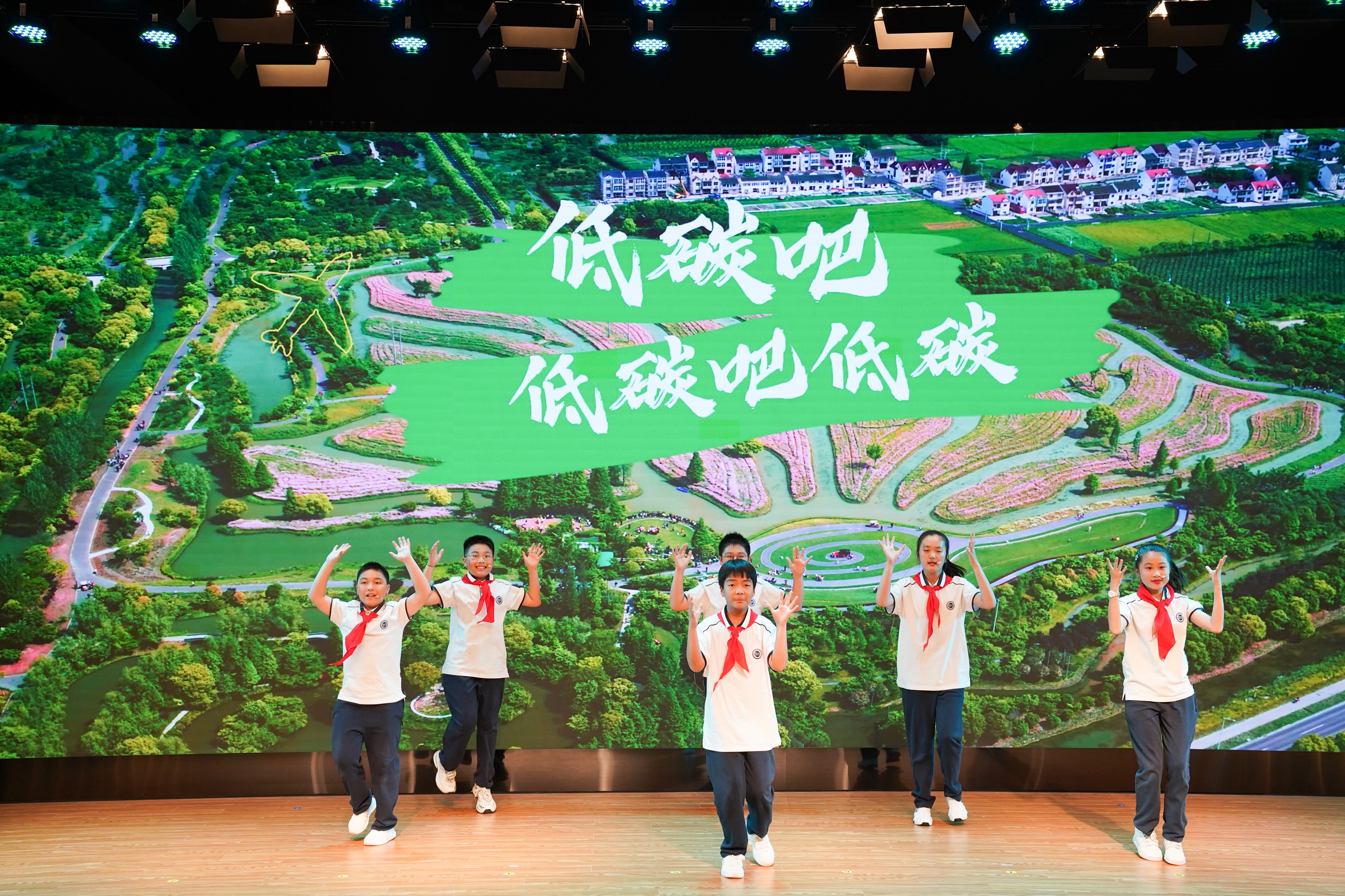 0606_083242_740.JPG 0606_083242_740.JPG