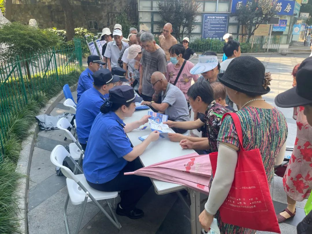 0809_095722_560.jpg 9.jpg