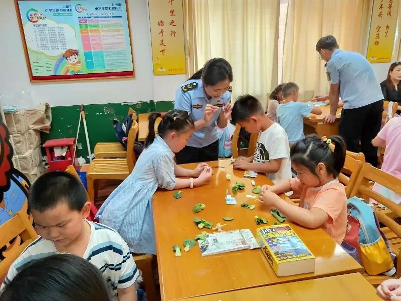 0809_133057_700.jpg 4.jpg