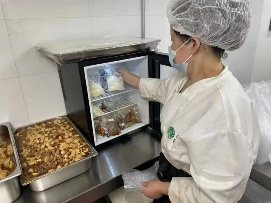 0223_084714_662.jpg 0.jpg