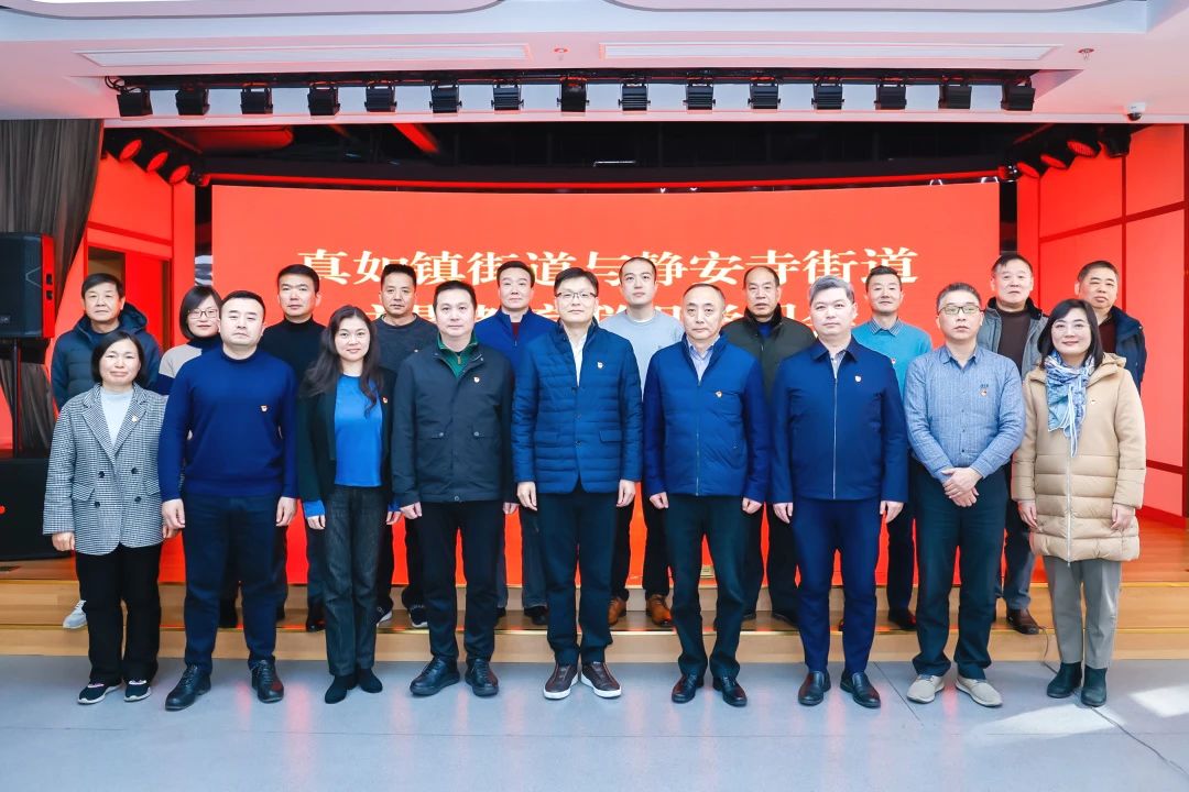 1226_135829_400.jpg 0.jpg