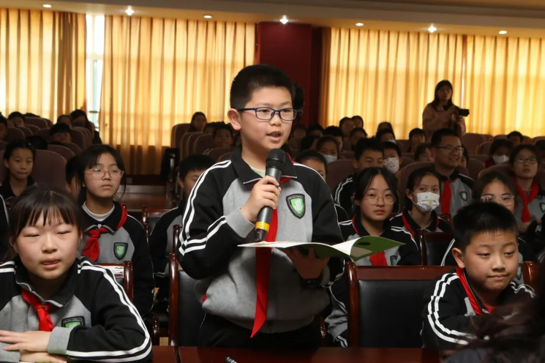 7039d82034e6353905744db78b3d6a22.png 7039d82034e6353905744db78b3d6a22.png