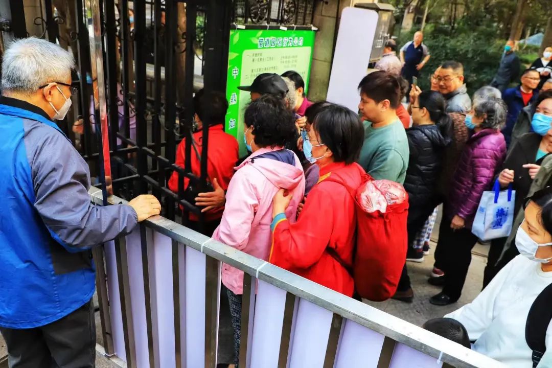 0825_091812_563.jpg 0825_091812_563.jpg