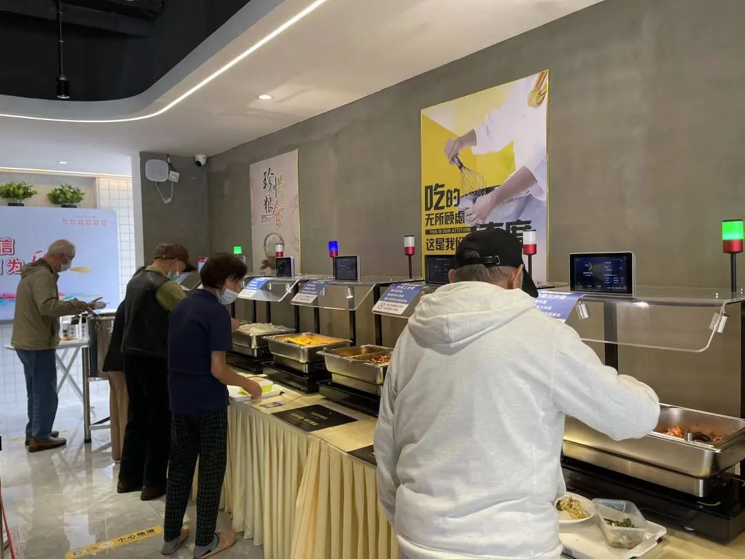 0803_154533_494.jpg 0803_154533_494.jpg