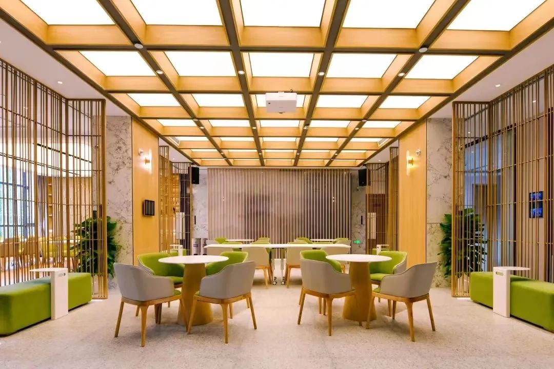 0803_154341_454.jpg 0803_154341_454.jpg