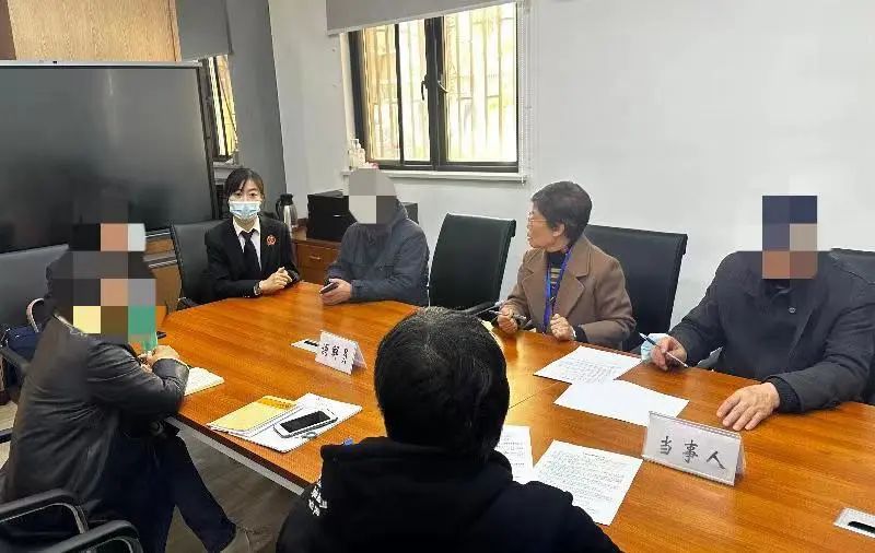 0907_101639_182.jpg 0907_101639_182.jpg