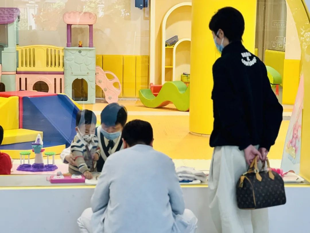 1018_143116_239.jpg 1018_143116_239.jpg