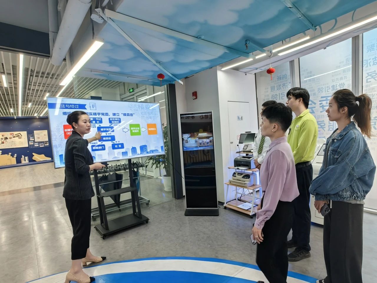 1011_134556_594.jpg 1011_134556_594.jpg