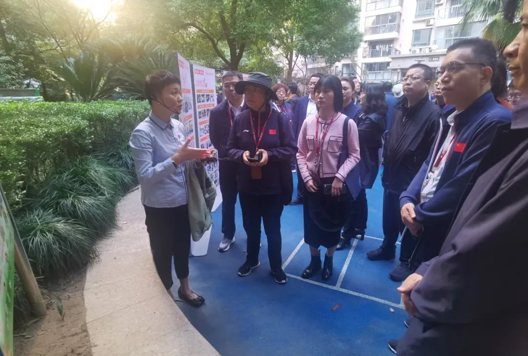 1031_142659_350.jpg 5.jpg