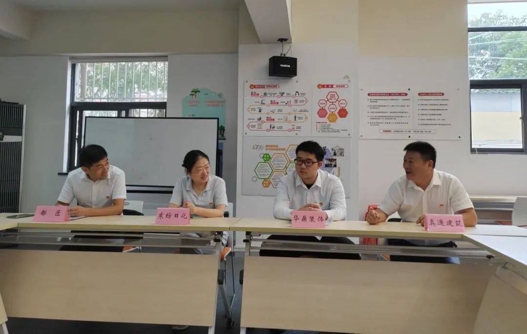 1106_125118_245.jpg 1106_125118_245.jpg