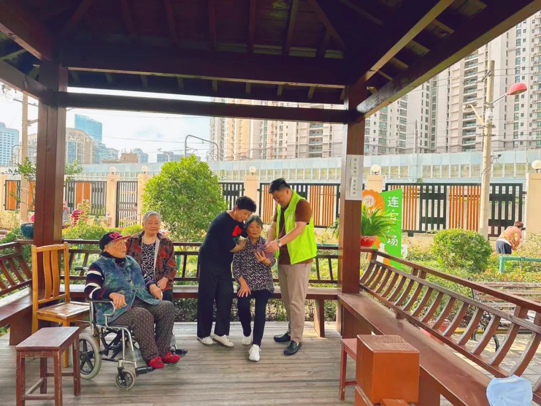 1115_091658_801.jpg 1115_091658_801.jpg