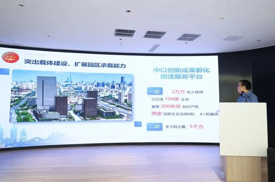 1207_152312_172.jpg 1207_152312_172.jpg